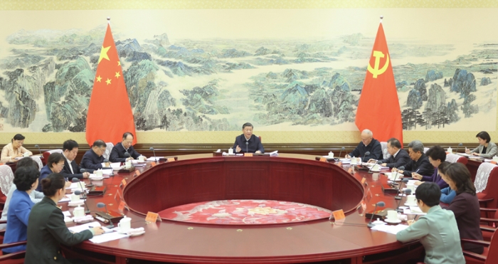 習近平同全國婦聯(lián)新一屆領(lǐng)導班子成員集體談話(huà)并發(fā)表重要講話(huà)